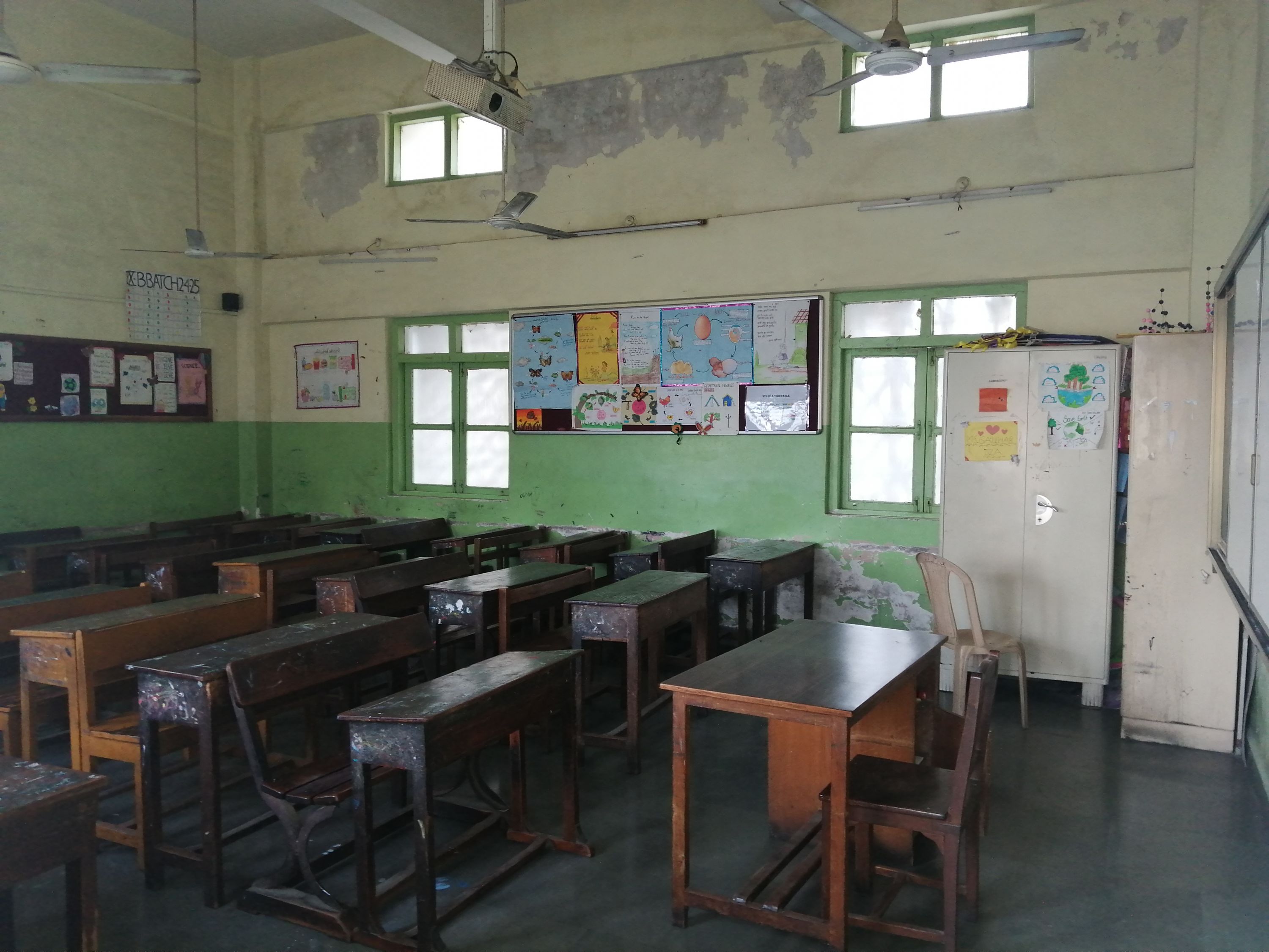 A CLASSROOM IN INDIA