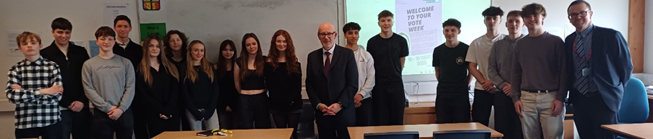 16 Politics students who met with Matt Western (MP) and theri teacher Mr Taylor