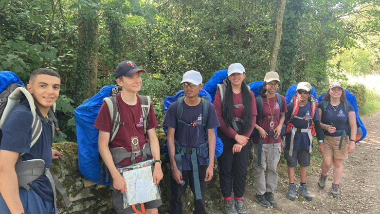 seven students on their expedition